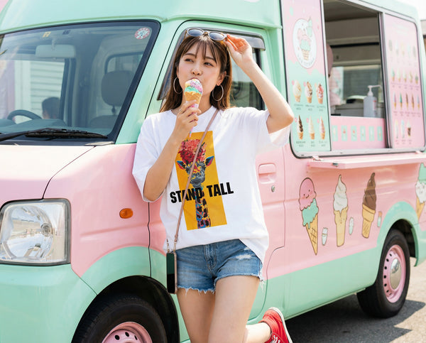 Giraffe Flower Crown オーバーサイズTシャツ