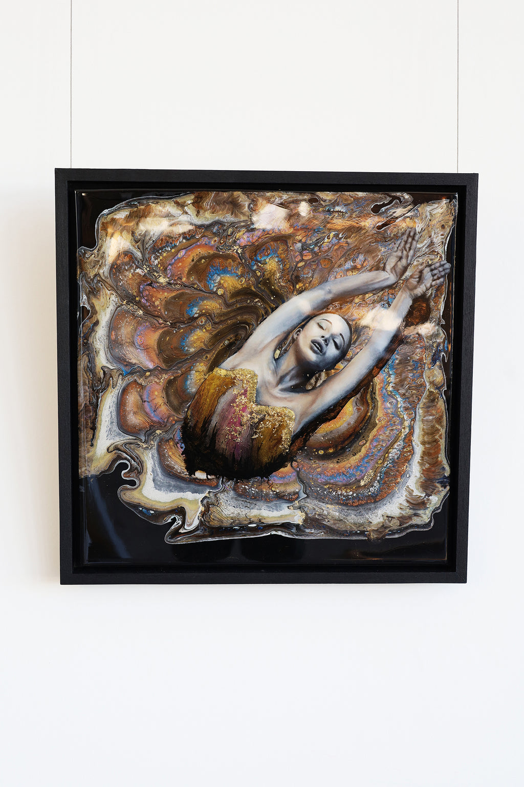 Mermaid in the water 02