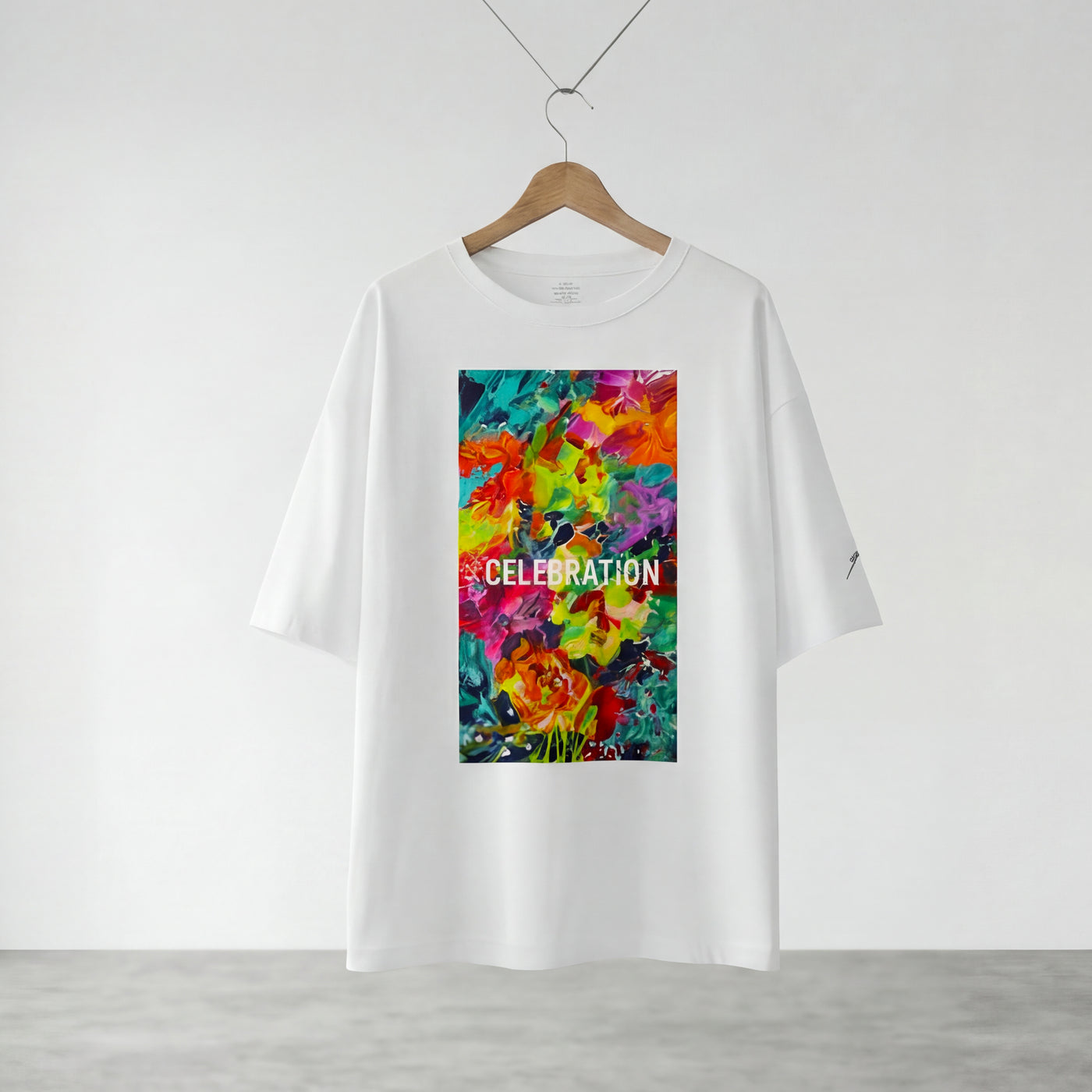 CELEBRATION オーバーサイズ Tシャツ