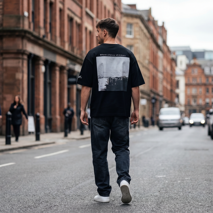 SHORE アートバックプリント オーバーサイズTシャツ